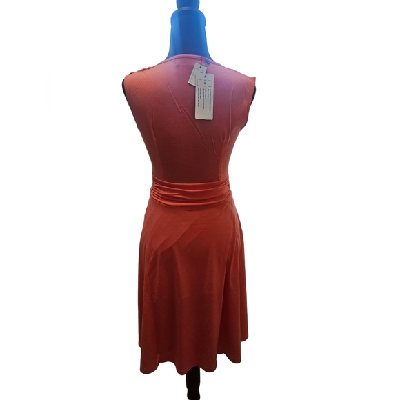 NWT Tam Ware Surplice Neckline Pleated Waist Fit & Flare Dress Small - Picture 5 of 7